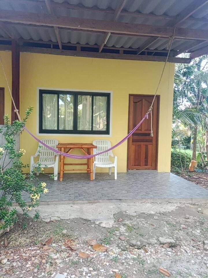 Hotel Som Palm Garden Ko Lanta Exterior foto